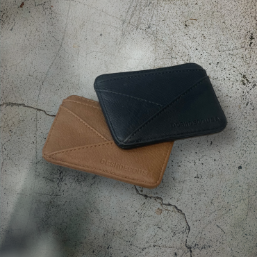 DC⋆STACKED CARD HOLDER