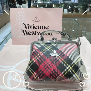 【Vivienne Westwood】 バッグ入荷しました!!
