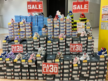 ★New balance　30％OFF★