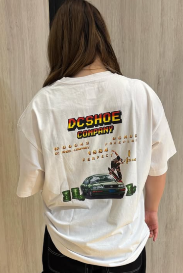 DC TWO BIT HSSART  Tシャツ