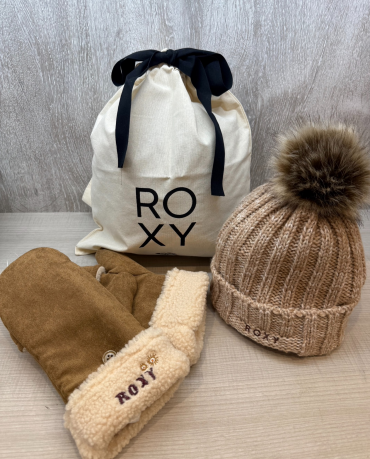 FREE GIFT WRAPPING🎁