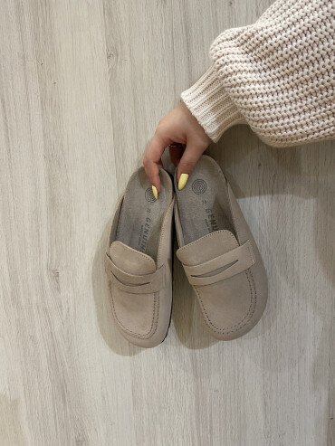 GENUINS・LOIS VELOUR TAUPE