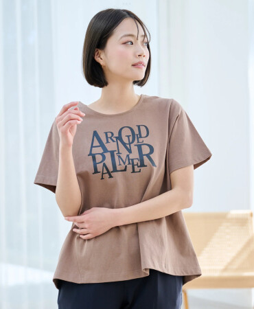 【 ロゴプリント AラインTシャツ 】