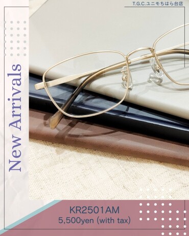 シンプルなメタルのスクエア！人気のメガネも5,500円から