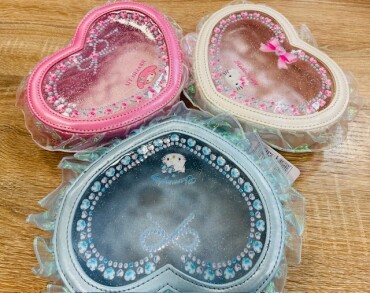新商品✨サンリオのキラキラ入荷！