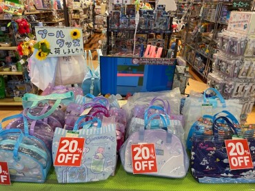 夏商品SALEスタート！！