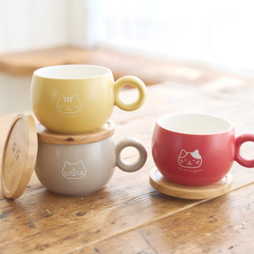ふくふくにゃんこ 木製ふた付きマグカップ