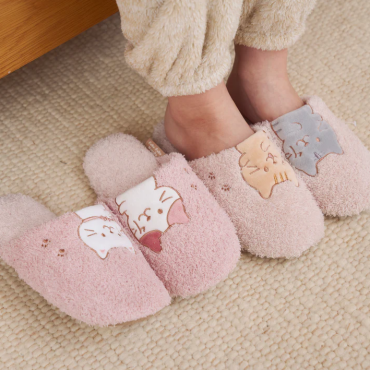 ふくふくにゃんこ もこもこくっつきスリッパ