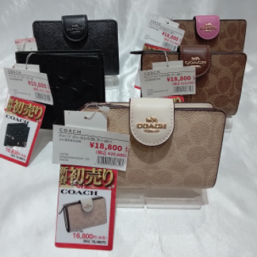 福財布　COACH財布セール中