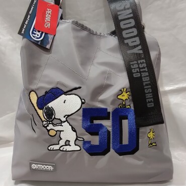 スヌーピー　５０周年記念