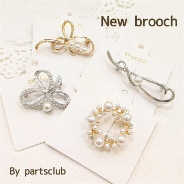 ブローチに新商品!!