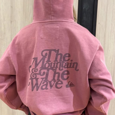 QUIKSILVER🌊大人気パーカー！