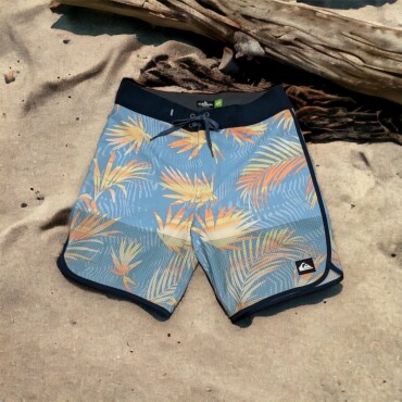 QUIKSILVER⋆HIGHLITE SCALLOP 19
