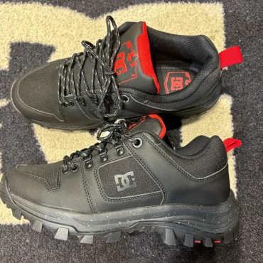 DC🛹ブーツSALE☺️