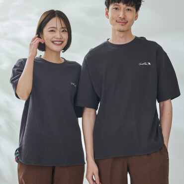 【 寄り添うリネン シェア Tシャツ 】