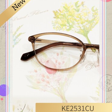 人気の軽量素材。丸めのウェリントン