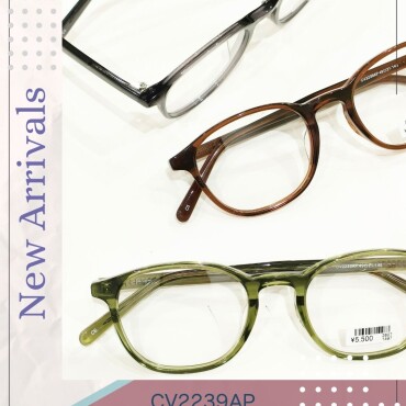 お手頃価格5,500円から！クリアカラーが秋冬にピッタリなセルフレーム