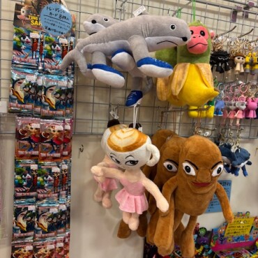 👟👟トレーディングカード再入荷🦈