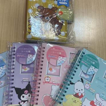 シール帳入荷🐻❤️