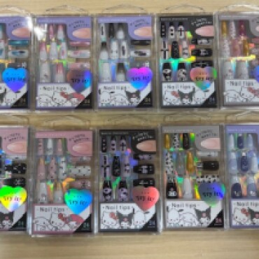 サンリオネイルチップ💅