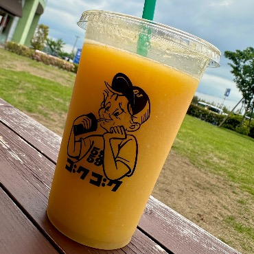 当店人気No.2！甘夏とオレンジ100%生搾りジュース🍊
