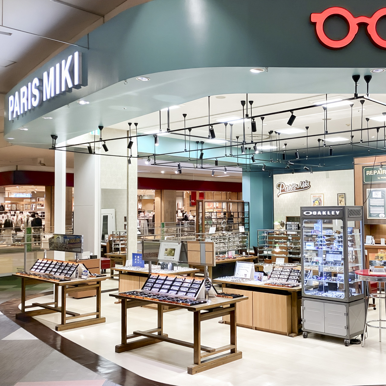 メガネ・パリミキ