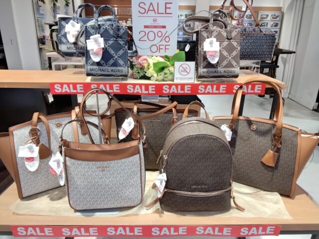 本日最終日　マイケル・コース　20%OFF