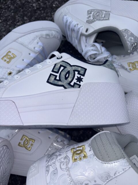 DC🛹スニーカー