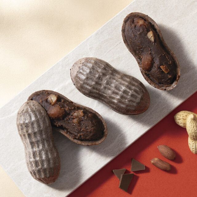 4月23日発売予定　ショコラぴーなっつ最中