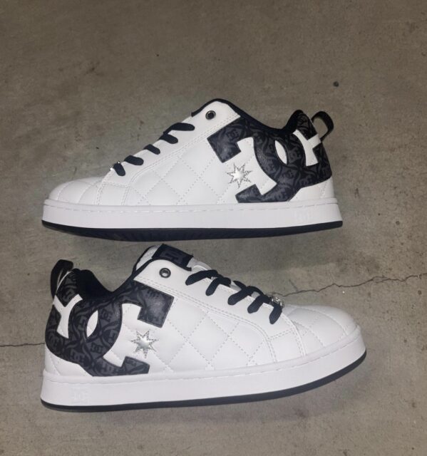 DC定番スニーカー👟