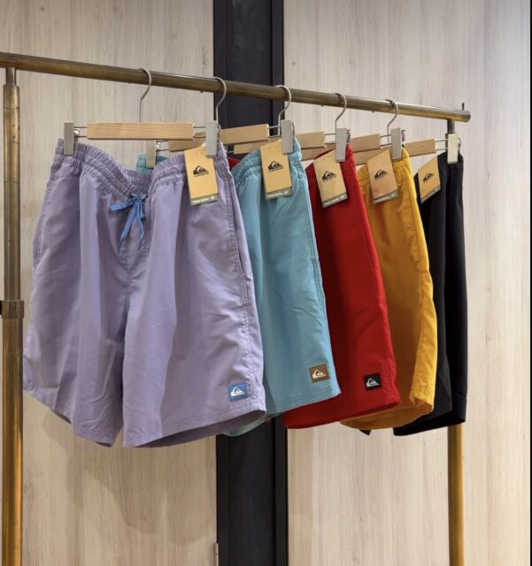 🌊QUIKSILVER🌊　ジャムショーツ🌴