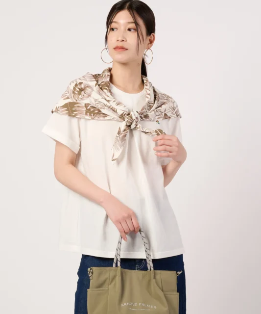 【 リゾートスカーフアクセント　タックTシャツ 】