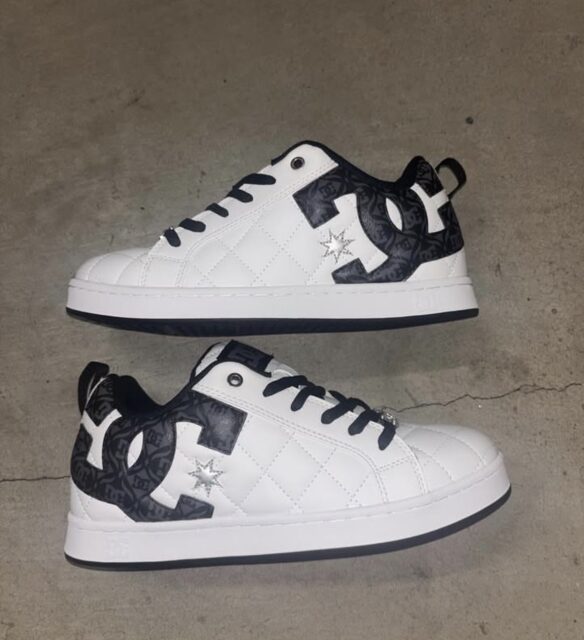DC🛹大人気スニーカー