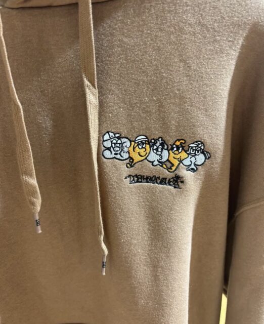 DC🛹パーカー